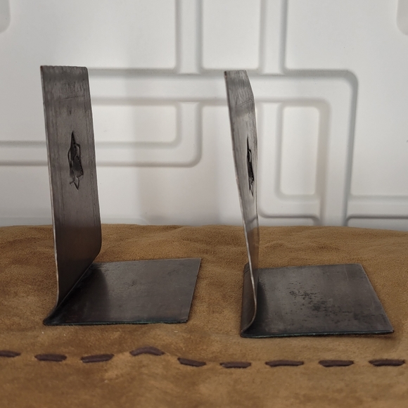 Craftsman Studios hand forged copper bookends - Picture 3 of 7